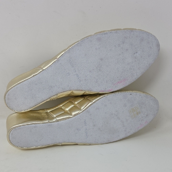 Jacques Levine Elegant Women's Gold Quilted Slippers Size 8 - Picture 6 of 6